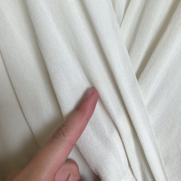 Babaton “Alexander” blouse, creamy white sz Large - Picture 4 of 4